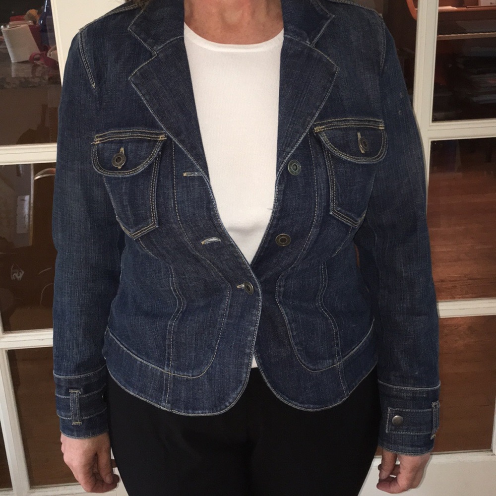 👖 Talbots Jean Jacket 👖 - Picture 4 of 5